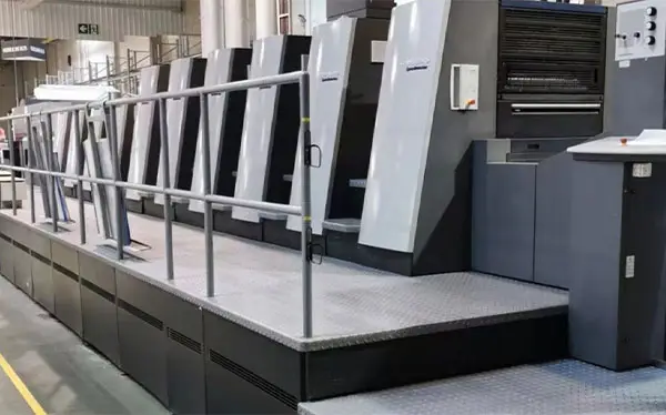 Heidelberg printing machine for custom chocolate packaging box production
